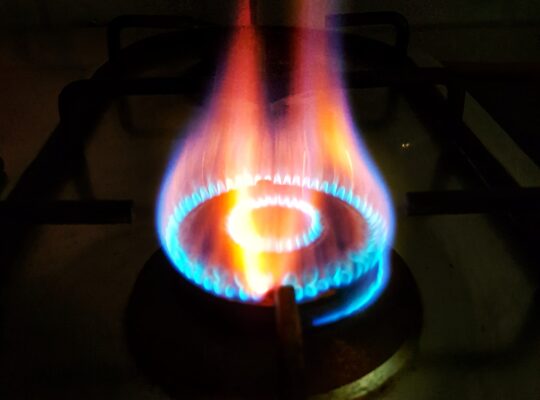 Dlaczego warto korzystać z nowoczesnych pieców gazowych?